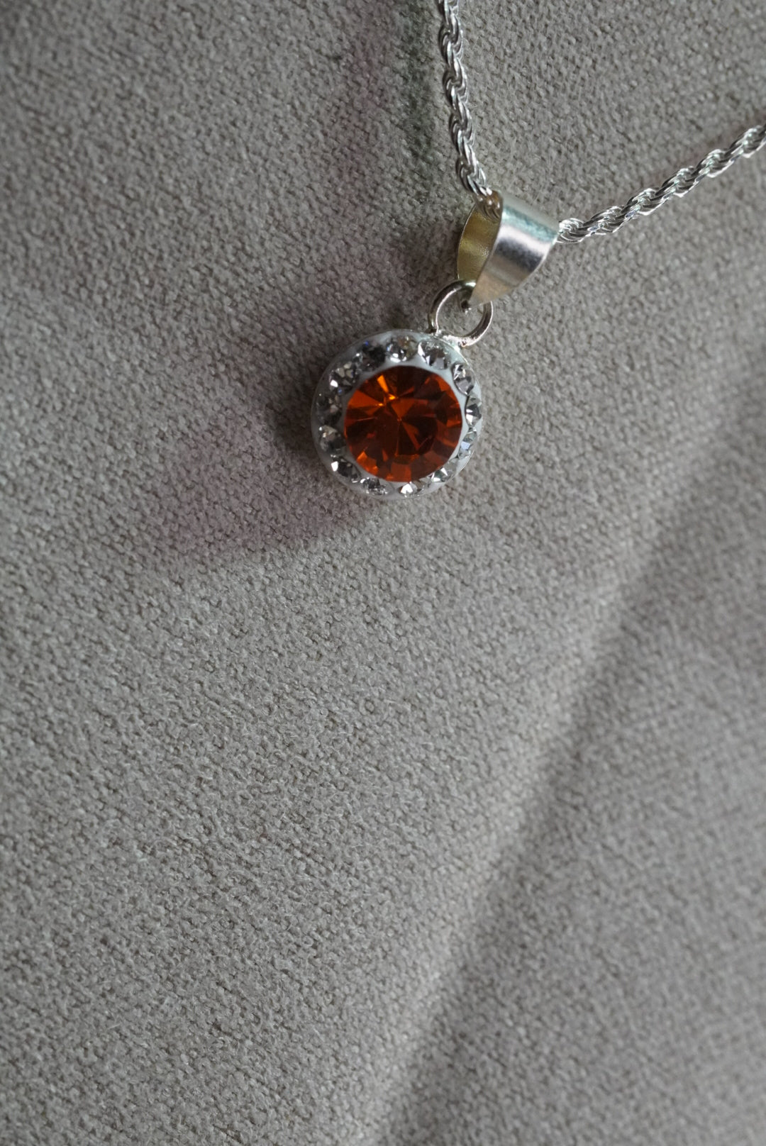 Collar Punto de Luz Naranjo - Plata 925.