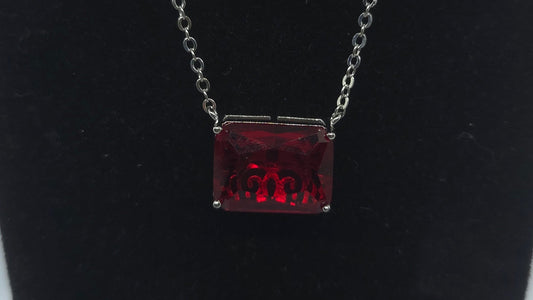 Collar de Piedra Carmesí - Plata 925.